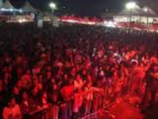FESTA DE JUNHO, POR SAMUEL - MATEUS LEME - MG